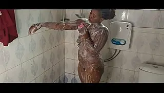 THE TIGHTEST PUSSY IN THE WORLD
