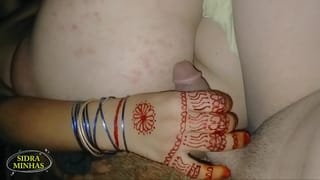 Pakistani Horny Pregnant Wife want to Ride Big Cock.