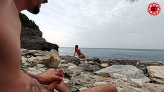 Italian Girl Gets Cum in her Mouth from a Pervert on the Beach (premature Ejaculation)