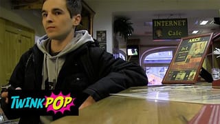 Twink Pop - Tanning Place is the Nearest Place for the both of them to get Busy & to have Privacy - Pornhub Gay