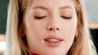 Sexy Brunette Enjoys Sex With A Stranger In A Cafe