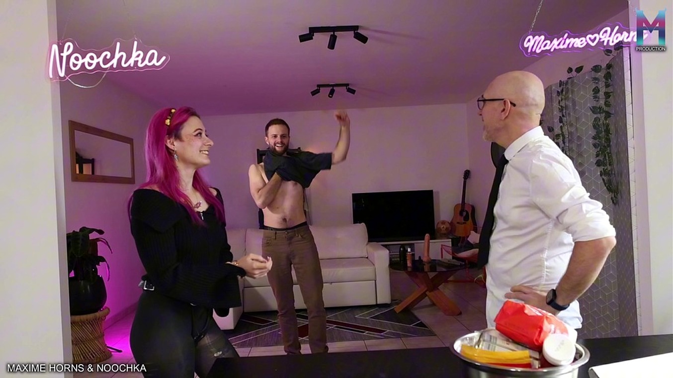 Delivroobignole - Getting fucked and breed next to her date with : Maxime Horns Noochka & Davy