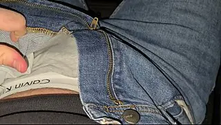 Phantomgent porn video – PhantomGentX – German boy in a car jerks off his big cock! His precum leaks out.