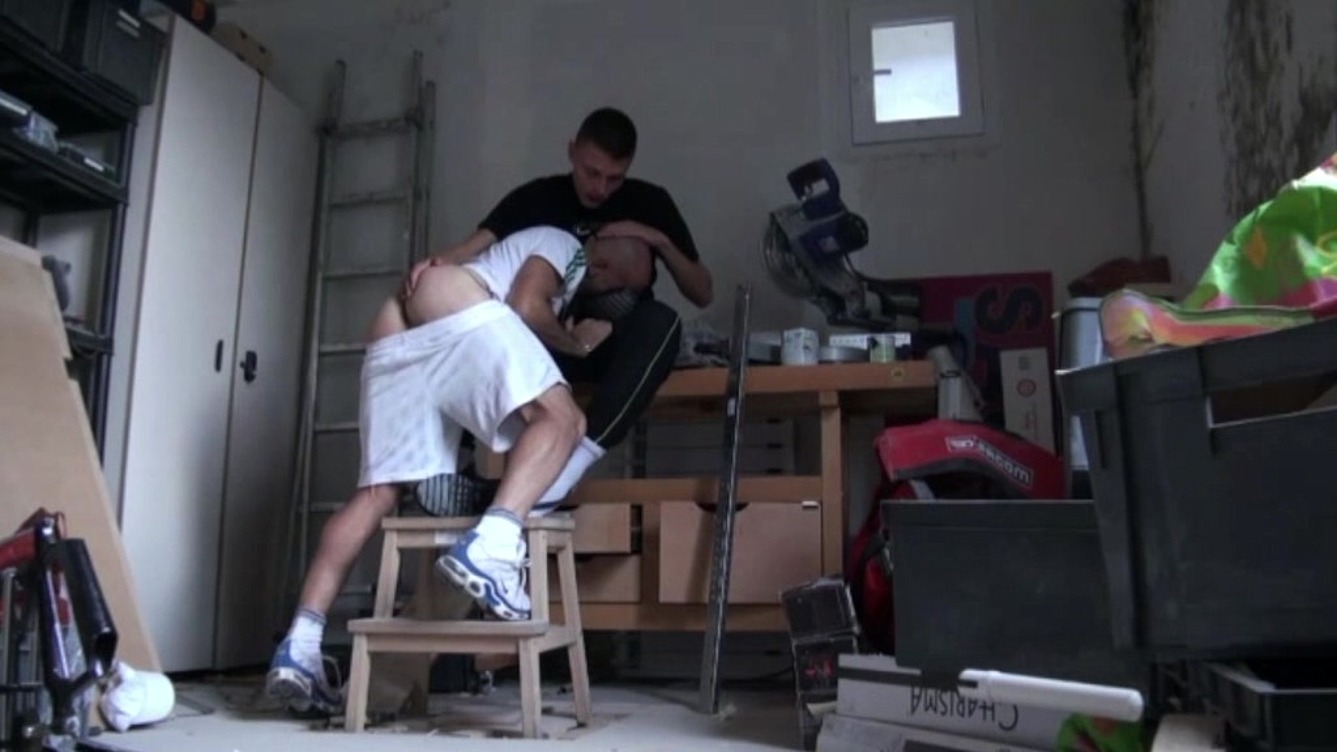229 amatore sneaker sextape with badboy feet znd foot domination