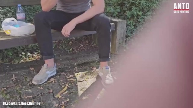 Random Hetero Married Guy at the Park Accepts my Offer and tries his first Gay Blowjob at his Lunch - Pornhub Gay