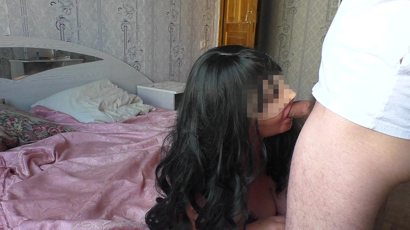 Mature milf sucks a dick that he got big and fucked her in the ass