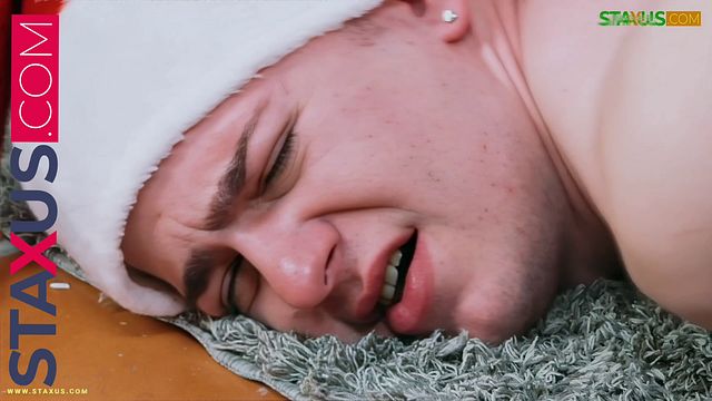STAXUS :: XXXMAS SPECIAL - Pornhub Gay
