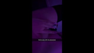 Needy Snapchats you get from the Girl your Girlfriend Told you not to Text