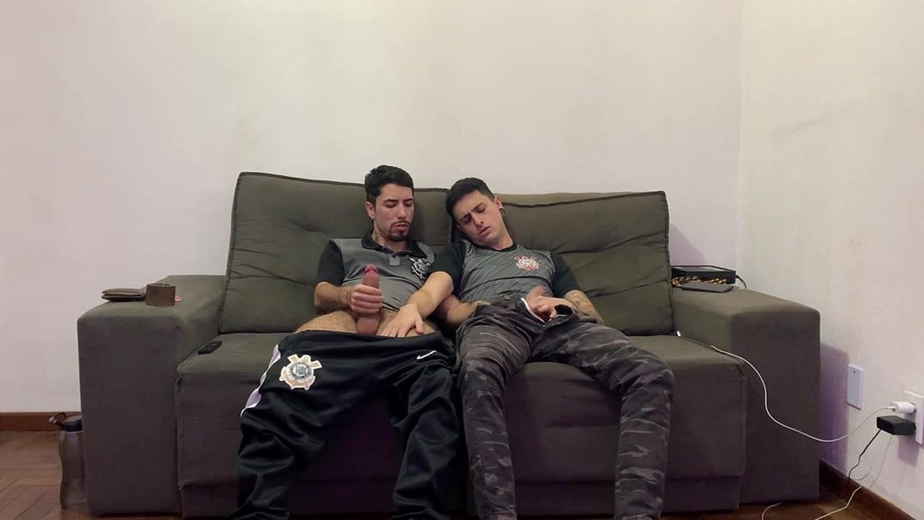 O NOVINHO PEGOU NA MINHA PICA