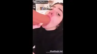 Momokun - Fat curvy whore fingering with dildo