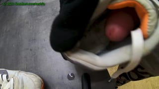 Fucking Trashed Nike Air Max - Pornhub Gay