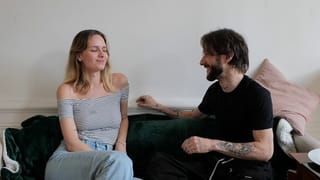 French Amateur - Taste Game, i am Kissing my best Friend and Lauging with her (FR sub ENG)