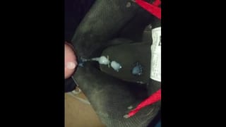 Big Cum Load in DC Shoes after one Week without Wanking - Pornhub Gay
