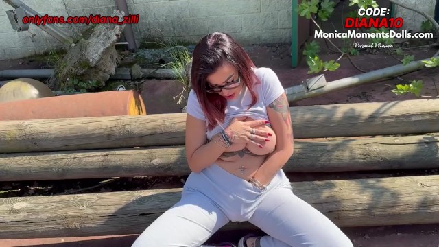 BUSTY ITALIAN MILF Awaits the Real Maniacs in the Park. Dialogues in Italian - AT THE PARK WITH THE
