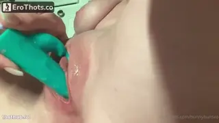 BunnyBunsxo Masturbating