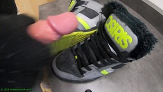 Cumming on my old Furry Osiris NYC 83 Shoes - Pornhub Gay