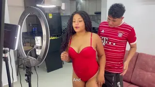 I help my Cute Stepsister with her Social Media and we end up Fucking Hard until I Cum inside