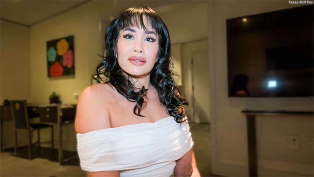 Chasing my Stepmom Naked until she FUCKS ME!!!! Danja Angel Loves Cum